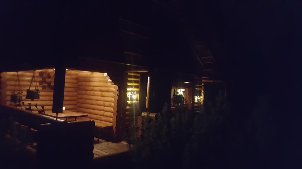 Hotel Sveciu Namelis Šiauliai Exterior foto